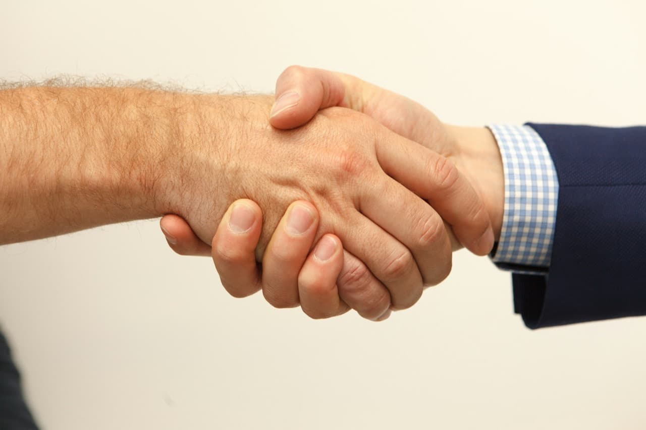 How to Make an Offer and Submit an LOI on a Business